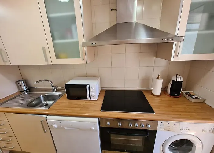 Apartamentos Dos Torres Gondolin - Nuevo apartamento con parking privado